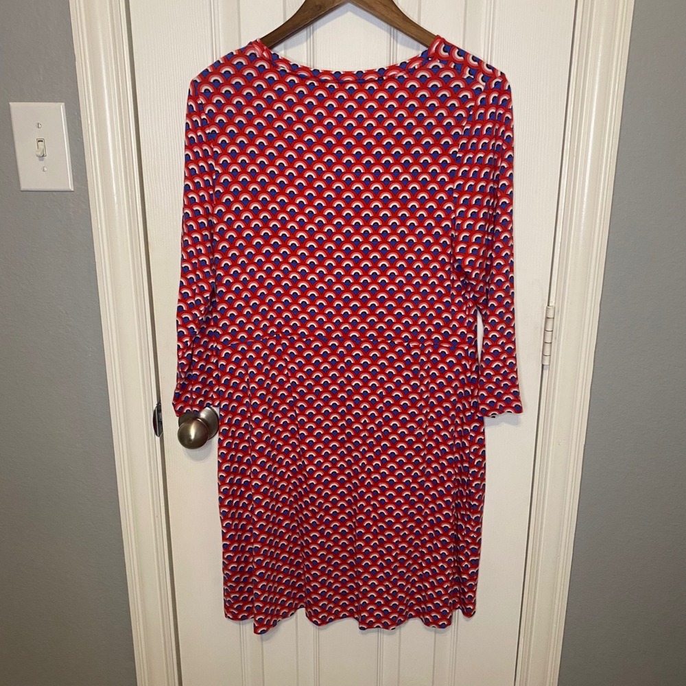 Boden Dress Womens 14 Red Blue Geometric Scallop Print V-Neck 3/4 Sleeve Jersey - Picture 3 of 4